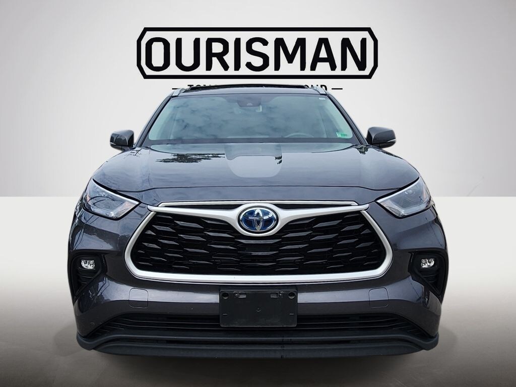 Used 2022 Toyota Highlander Hybrid XLE SUV