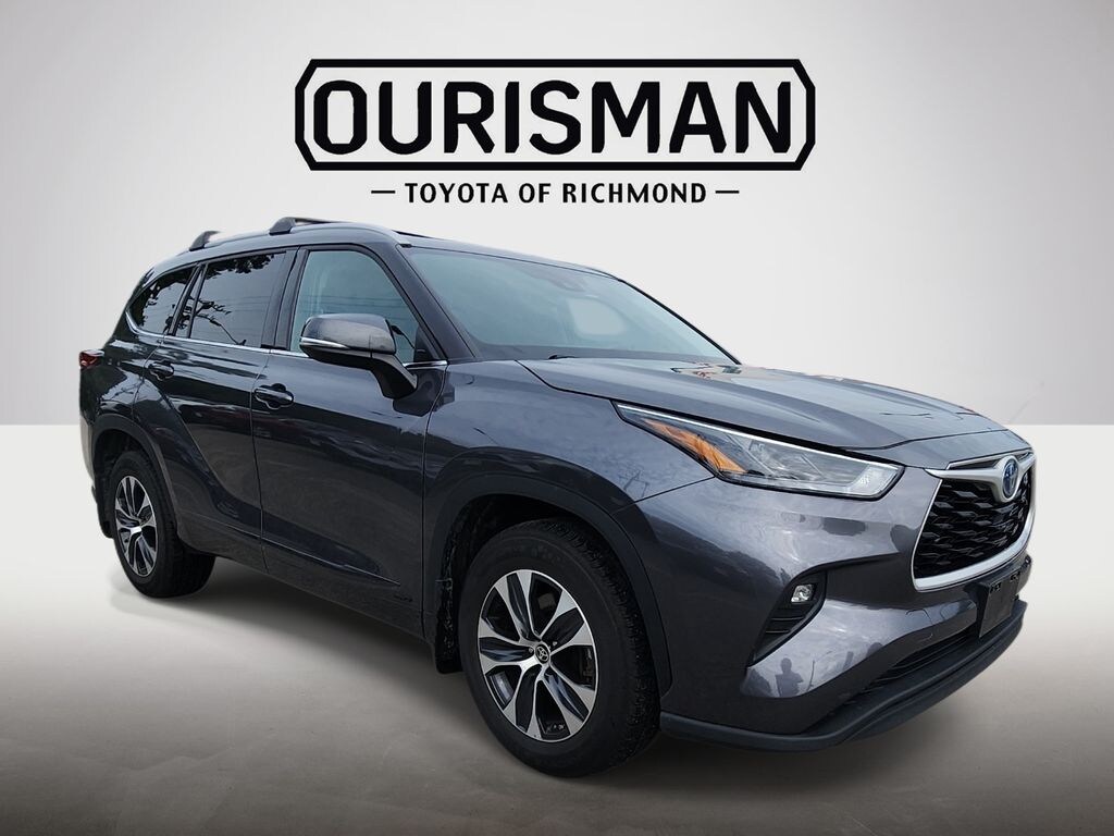 Used 2022 Toyota Highlander Hybrid XLE SUV