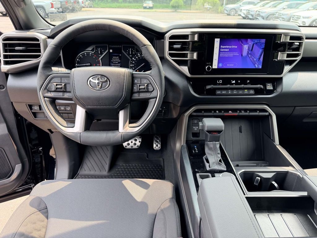 New 2026 Toyota Tundra SR5 SR5 CREWMAX 5.5