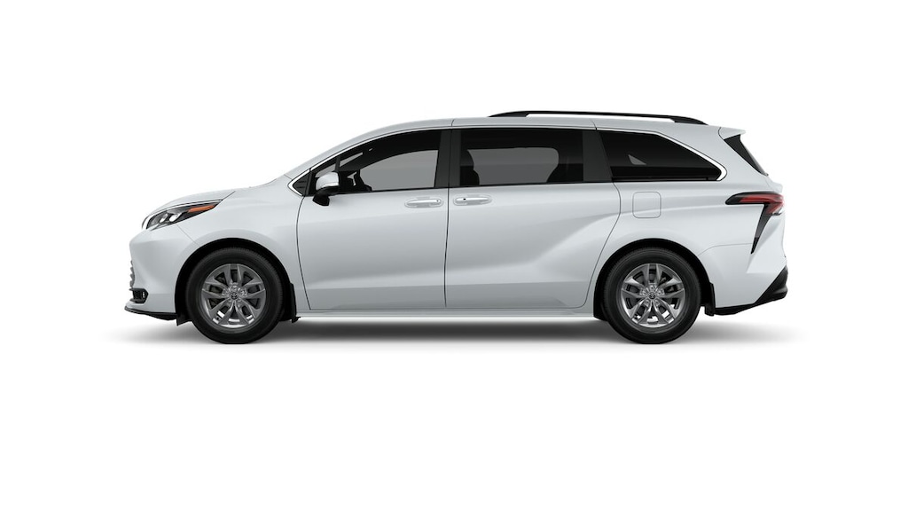 New 2026 Toyota Sienna XLE 8 PASSENGER