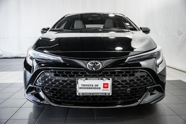 2025 Toyota Corolla SE photo 2