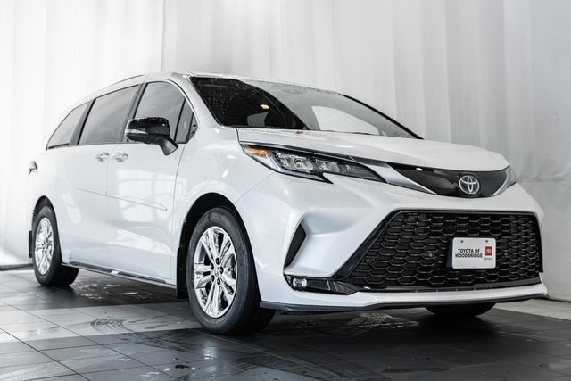 2023 Toyota Sienna XSE 25th Anniversary's photo