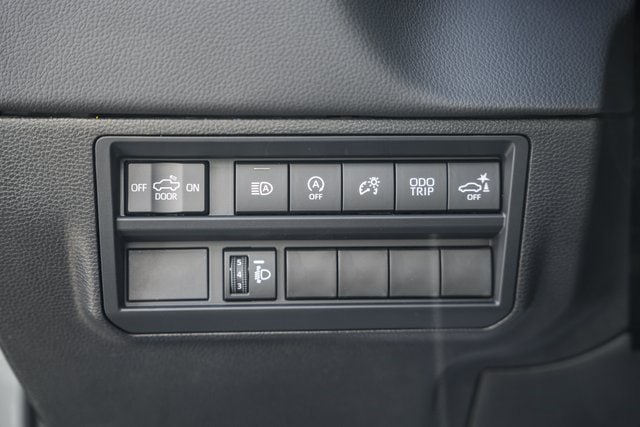 2026 Toyota Tundra Limited - Photo 36