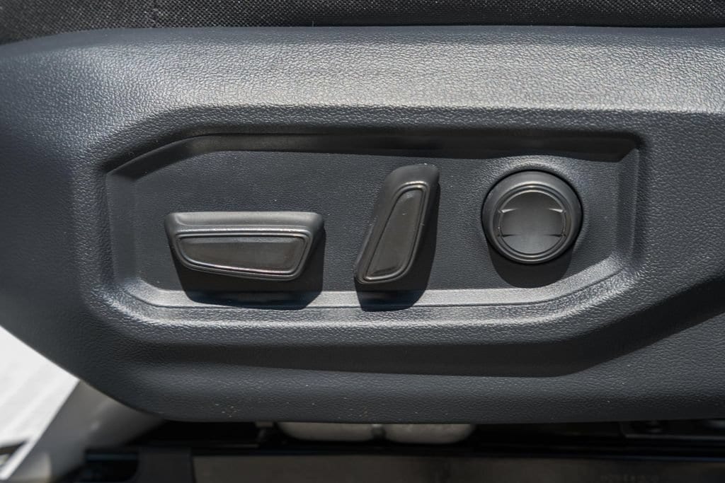 2026 Toyota Tundra SR5 - Photo 33