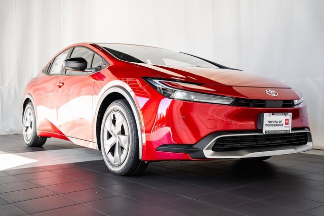 2026 Toyota Prius SE's photo