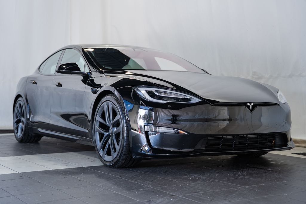 2022 Tesla Model S Plaid