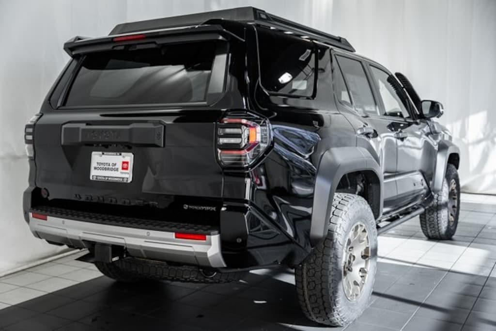 New 2025 Toyota 4Runner i-FORCE MAX Trailhunter SUV