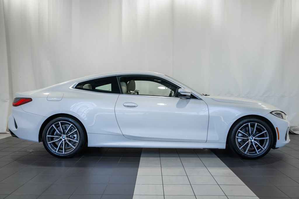 2024 BMW 4 Series 430i - Photo 3
