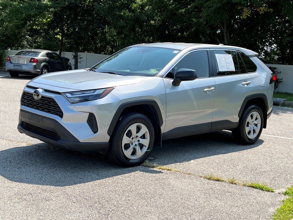 Used 2023 Toyota RAV4 LE with VIN 2T3H1RFV3PC219419 for sale in Woodbridge, VA