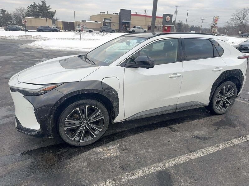 2023 Toyota bZ4X Limited