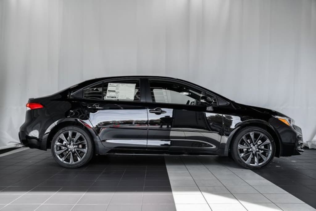 New 2026 Toyota Corolla Hybrid SE Sedan