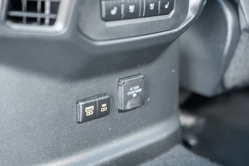 2024 Toyota Tundra Platinum - Photo 36