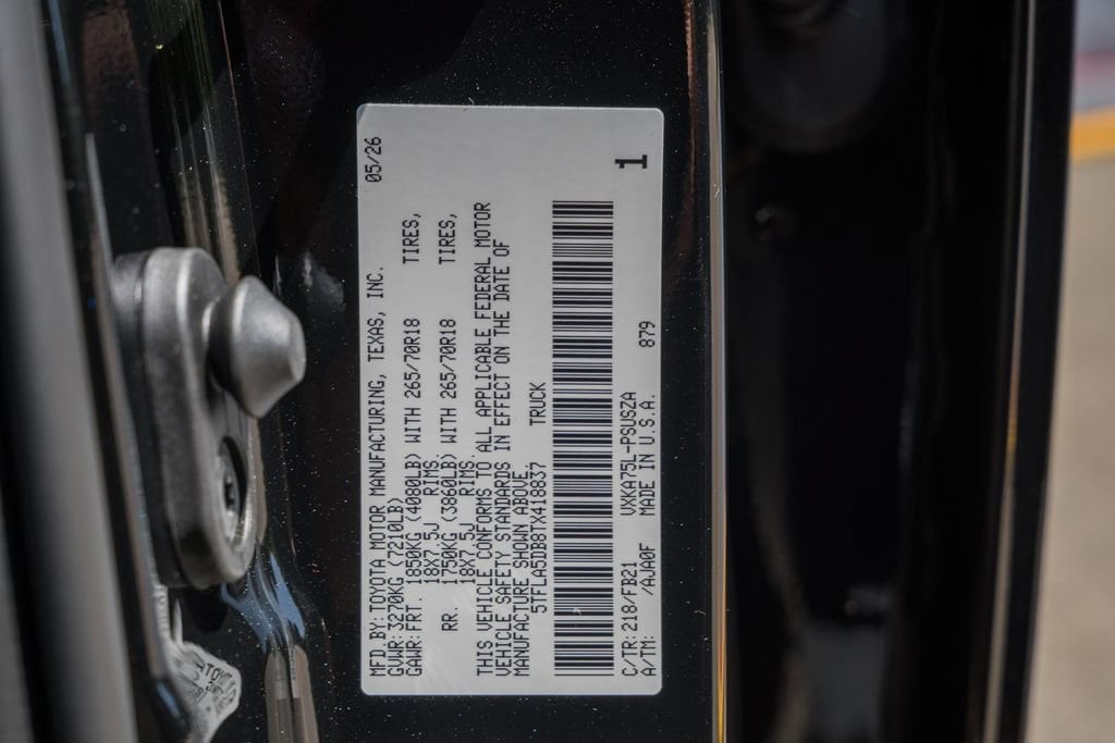 2026 Toyota Tundra SR5 - Photo 37