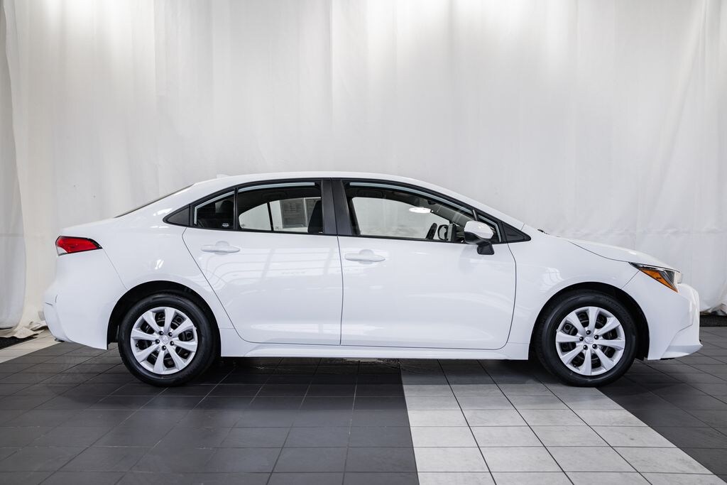 Used 2024 Toyota Corolla LE Sedan