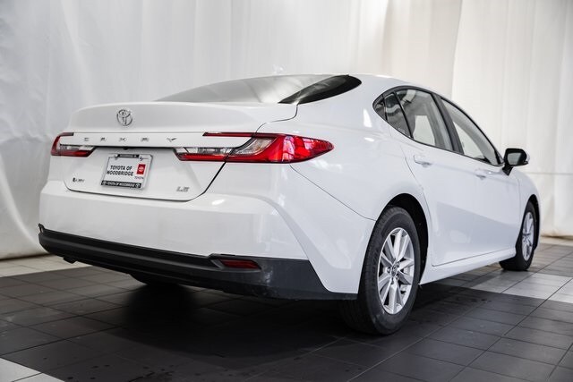 2025 Toyota Camry LE photo 4