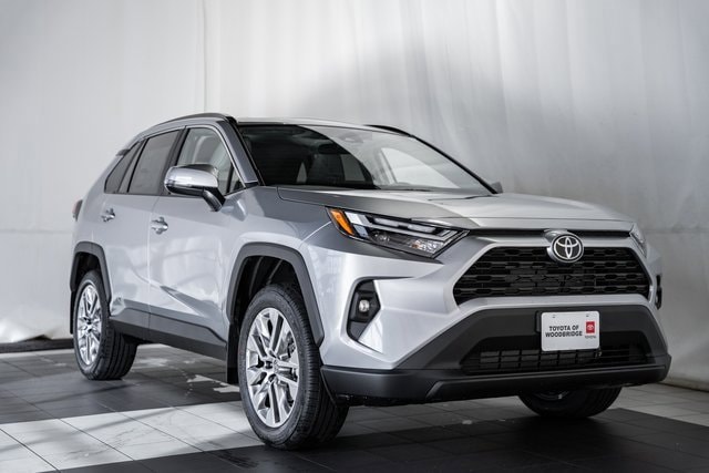 2025 Toyota RAV4 XLE Premium's photo