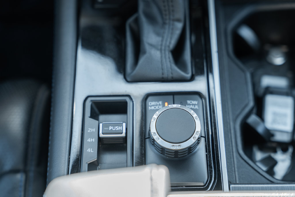 2024 Toyota Tundra Platinum - Photo 26