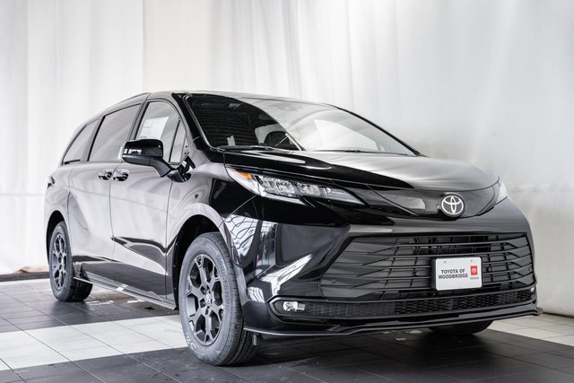 2026 Toyota Sienna Woodland Edition's photo