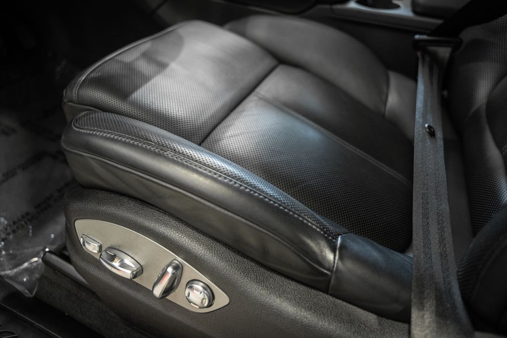 2022 Porsche Macan Base - Photo 34