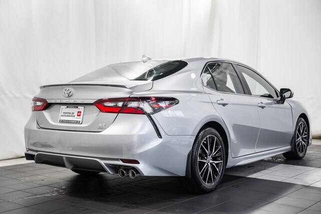 2024 Toyota Camry SE photo 4