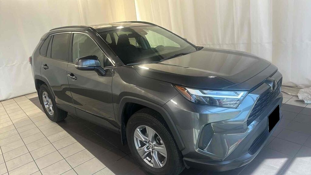 Used 2022 Toyota RAV4 XLE SUV