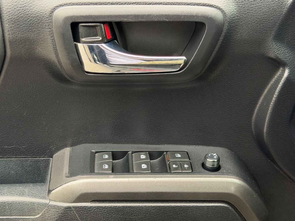 2019 Toyota Tacoma TRD Sport - Photo 33