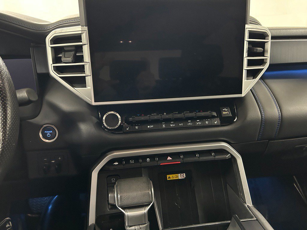 2024 Toyota Tundra Platinum - Photo 11