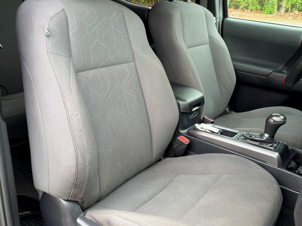 2019 Toyota Tacoma TRD Sport - Photo 9