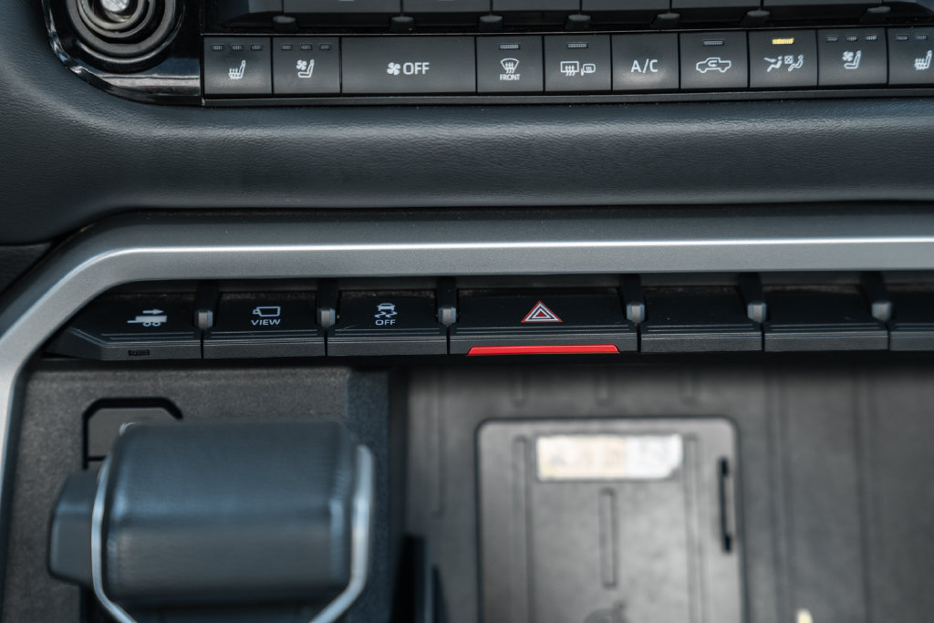 2024 Toyota Tundra Platinum - Photo 24