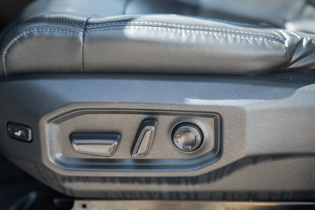 2024 Toyota Tundra Platinum - Photo 38