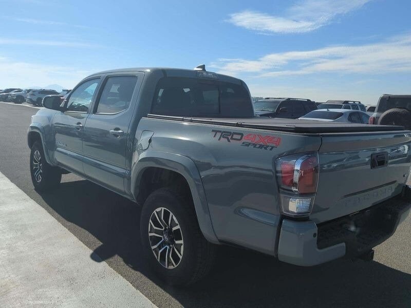2023 Toyota Tacoma TRD Sport photo 3