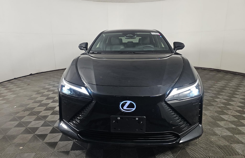 Used 2023 Lexus RZ Premium with VIN JTJAAAAB6PA019032 for sale in Woodbridge, VA