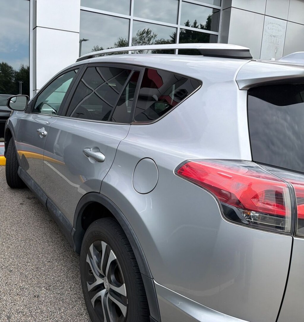 Used 2016 Toyota RAV4 LE SUV