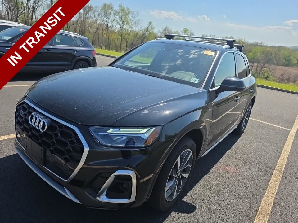 2023 Audi Q5 45 Premium's photo