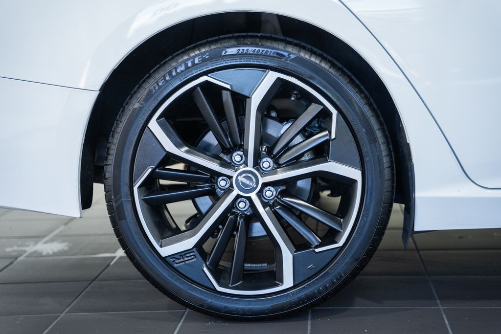 2024 Nissan Altima SR - Photo 15