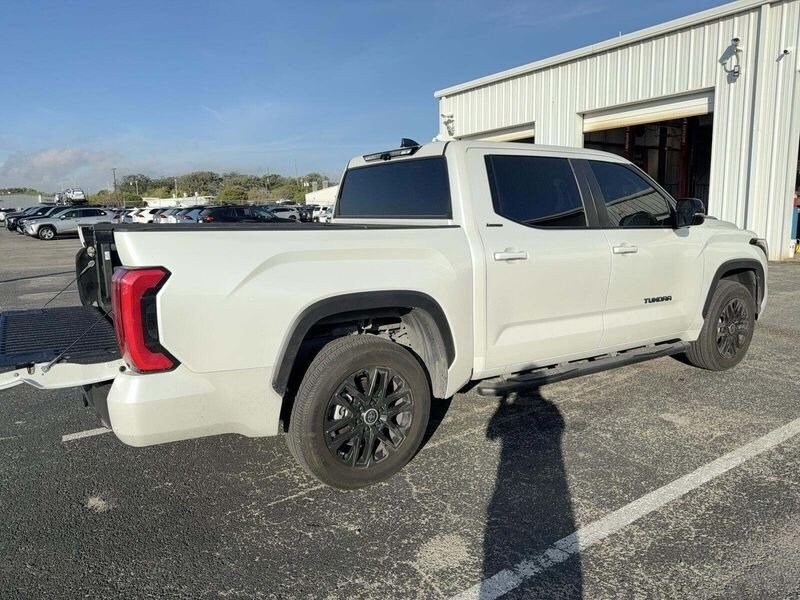 2024 Toyota Tundra Limited photo 4