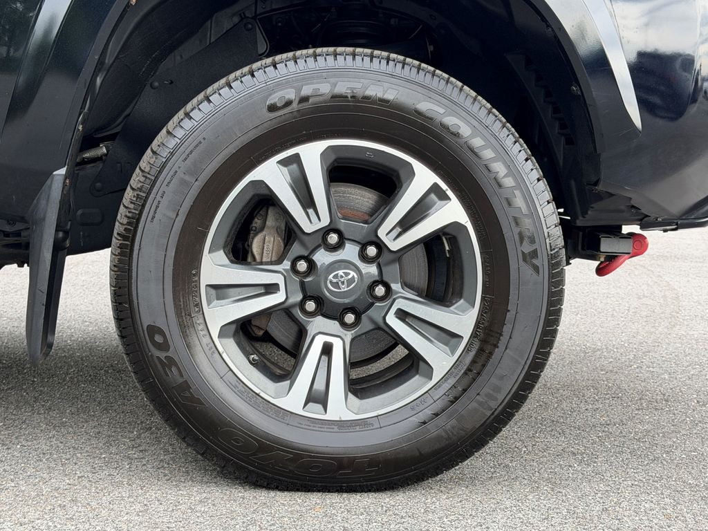 2019 Toyota Tacoma TRD Sport - Photo 6