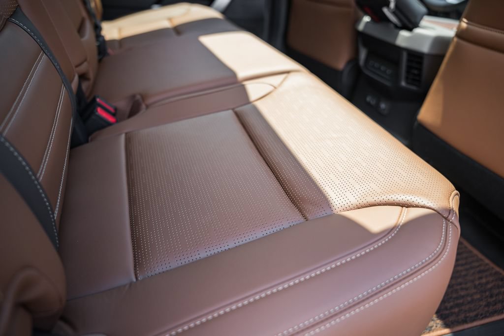 2026 Toyota Tundra 1794 Edition - Photo 37