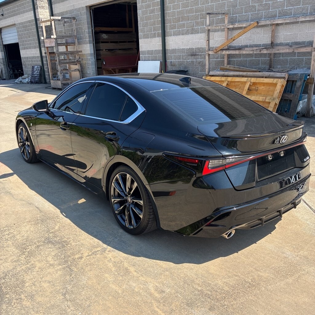 2023 Lexus IS 350 F SPORT photo 2