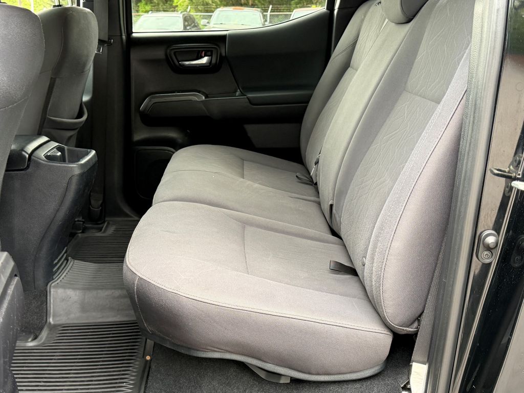 2019 Toyota Tacoma TRD Sport - Photo 14