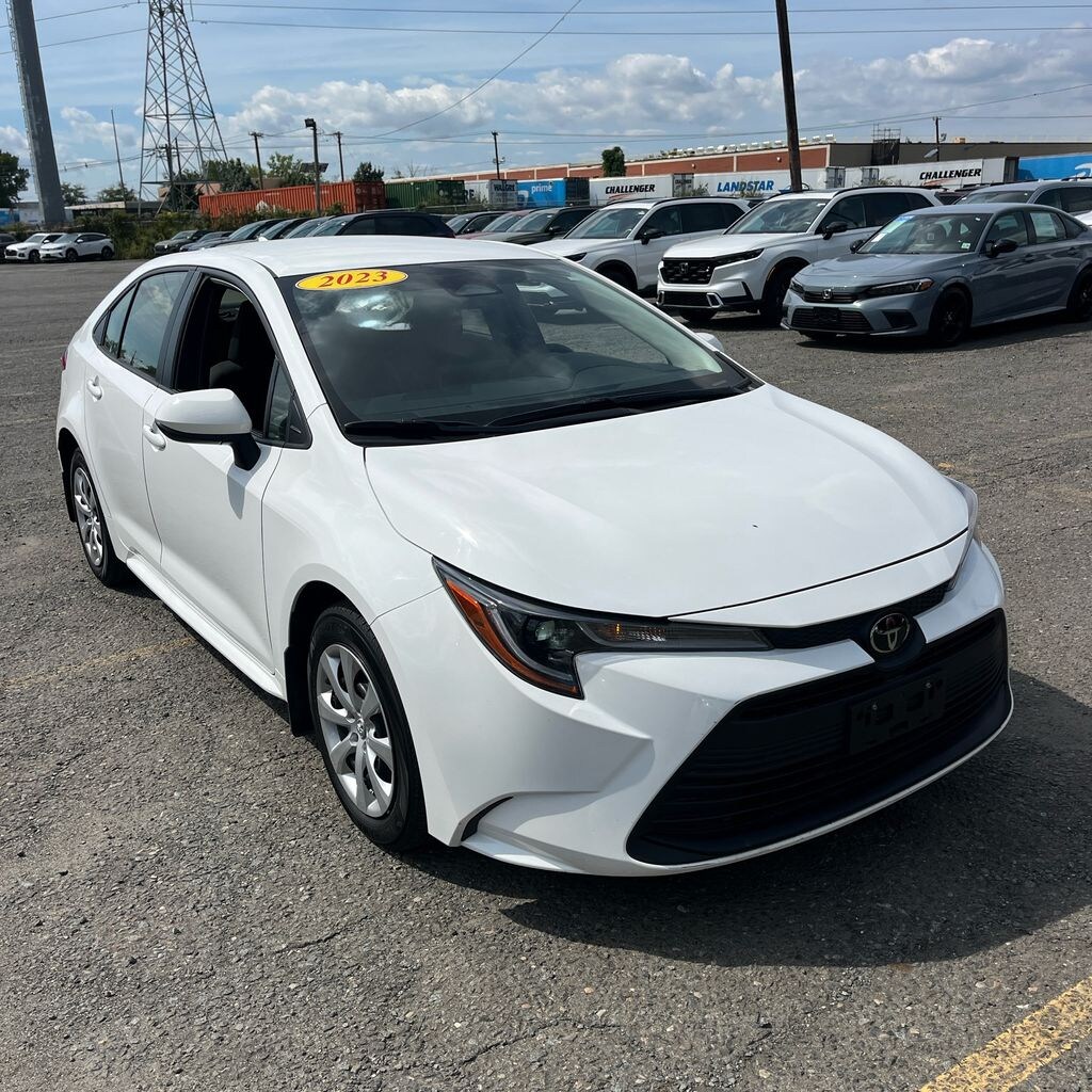 Used 2023 Toyota Corolla LE Sedan