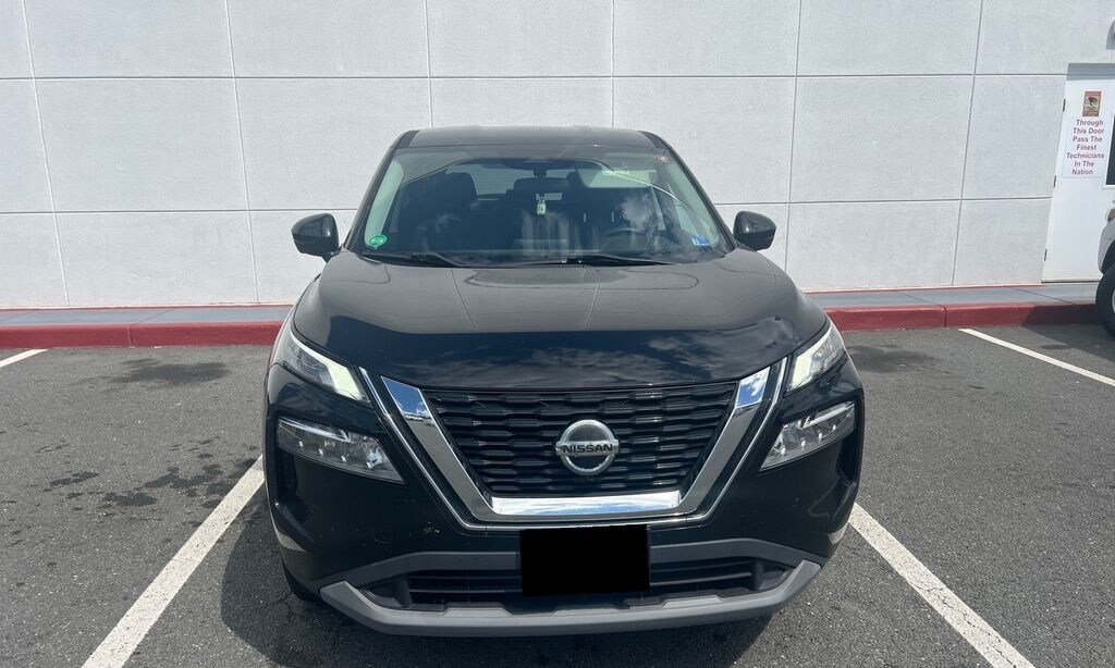 Used 2021 Nissan Rogue SV SUV