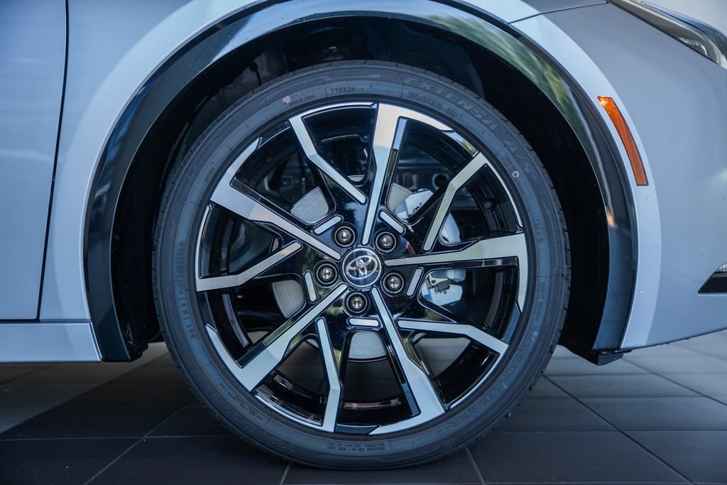 2026 Toyota Prius Plug-in Hybrid XSE - Photo 13