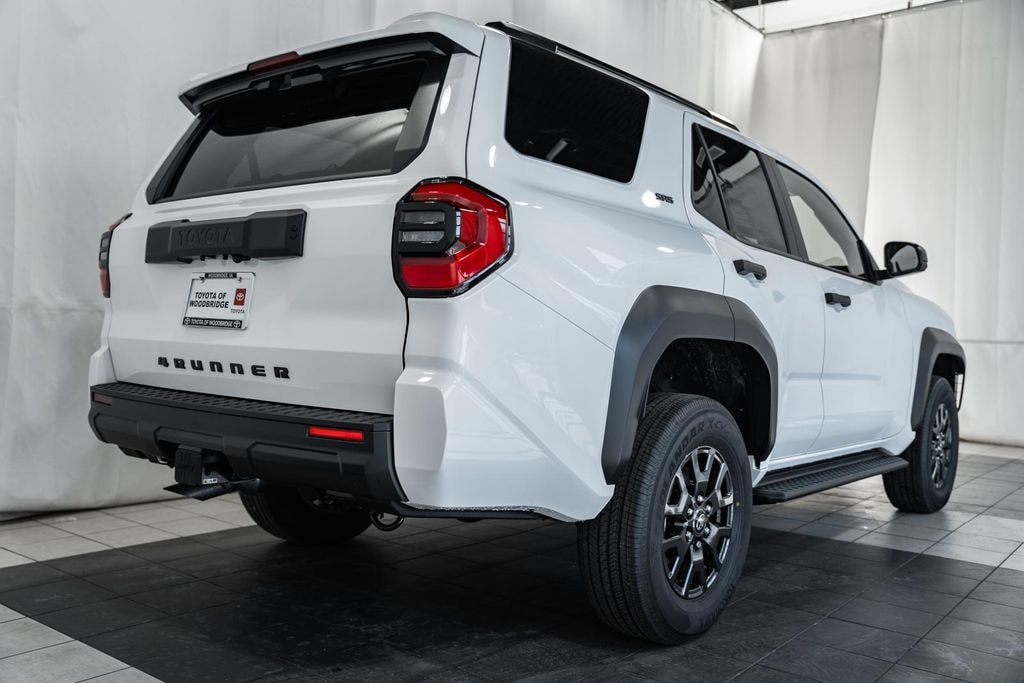 New 2026 Toyota 4Runner SR5 SUV