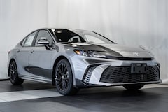 2025 Toyota Camry SE Sedan
