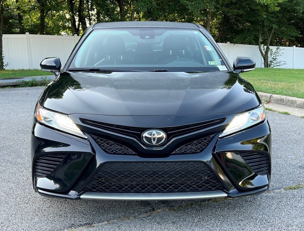 Used 2020 Toyota Camry XSE with VIN 4T1K61AK5LU865889 for sale in Woodbridge, VA