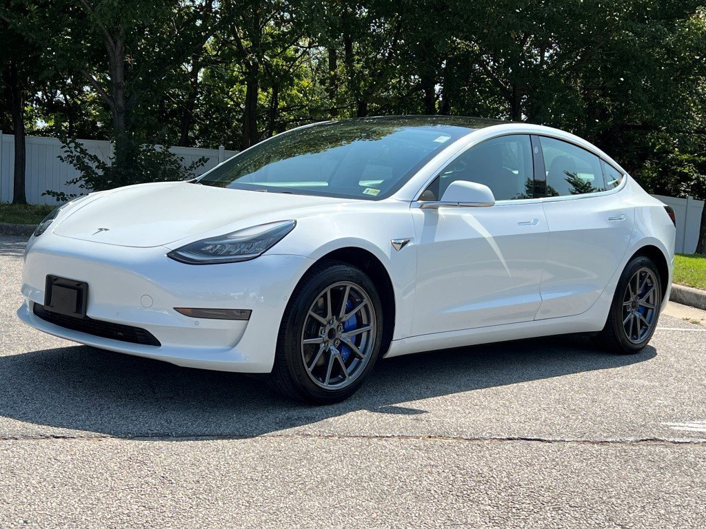 Used 2019 Tesla Model 3 Mid Range with VIN 5YJ3E1EAXKF464679 for sale in Woodbridge, VA