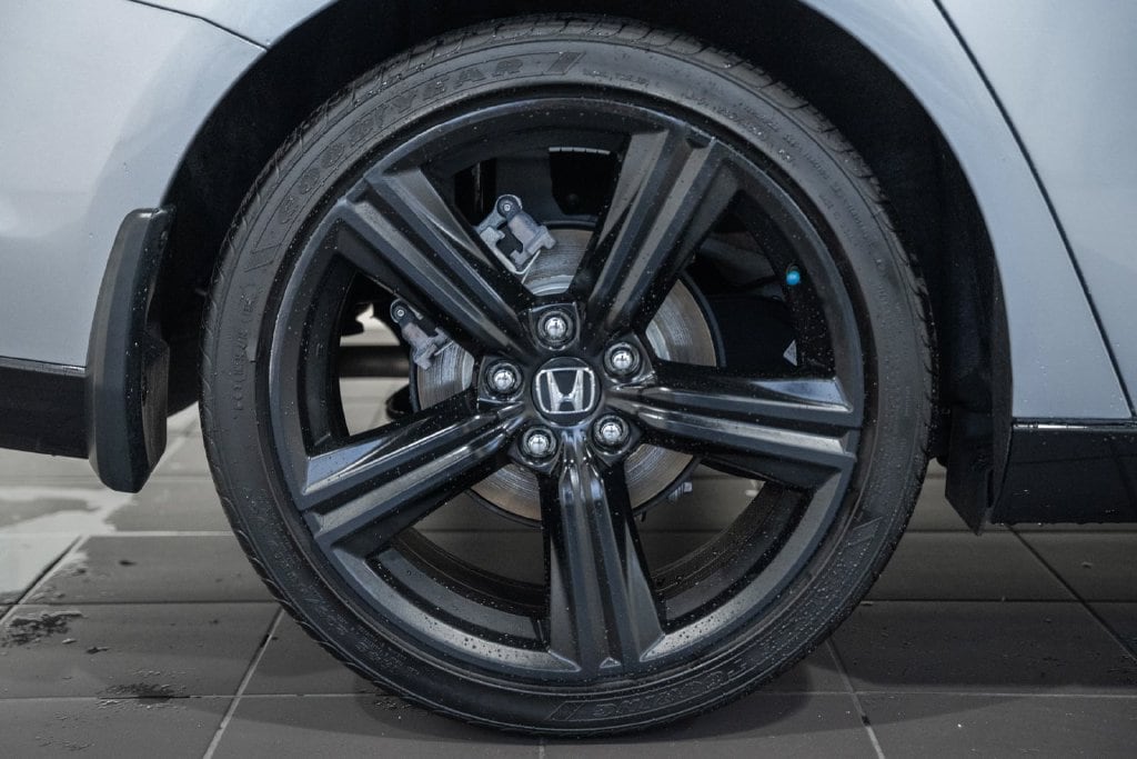 2025 Honda Accord Hybrid Sport-L - Photo 13