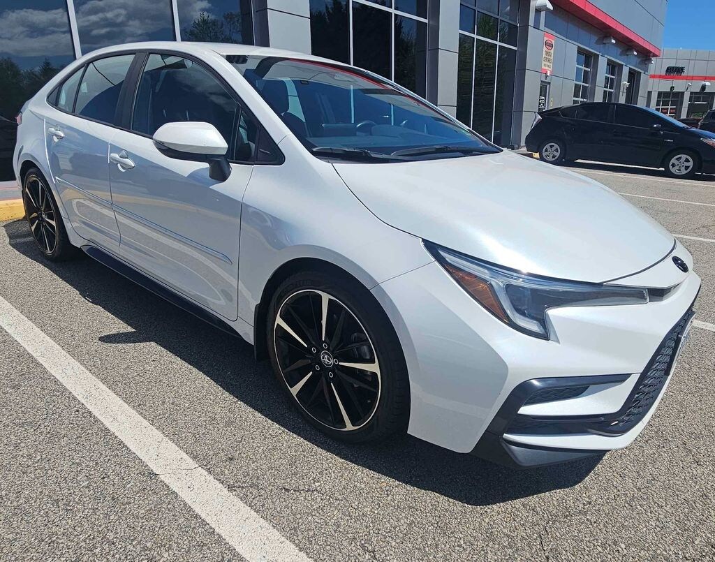 Used 2023 Toyota Corolla SE Sedan