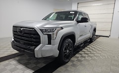 2025 Toyota Tundra Limited Truck